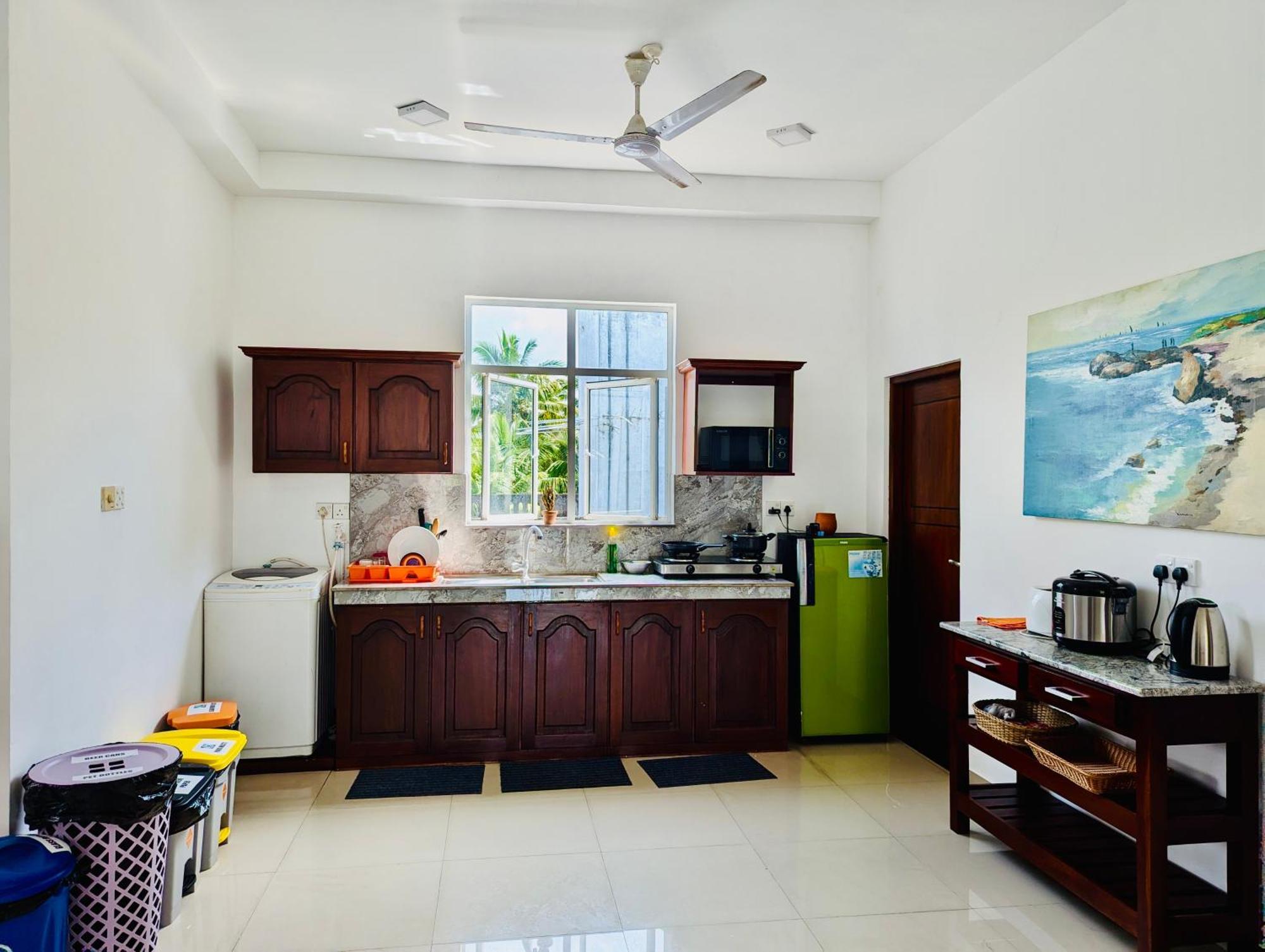 Bliss Apartment Hikkaduwa Ngoại thất bức ảnh